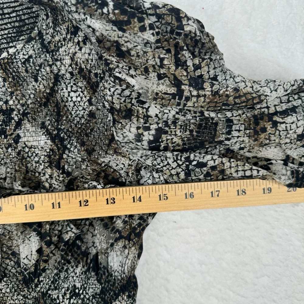 Free People Gray XOXO Blouse Snake Print Puff Sleeve Smocked Crop Top Small NWOT